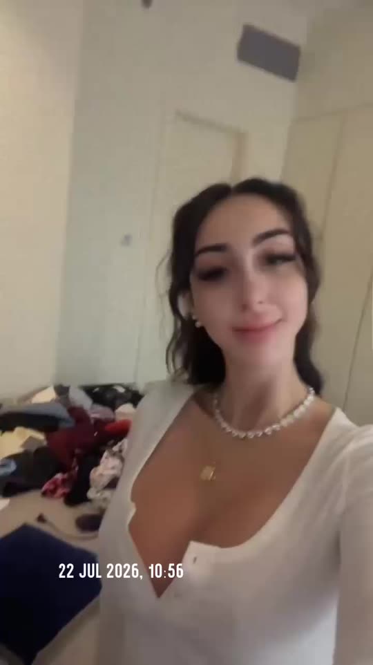 bellavhadid12