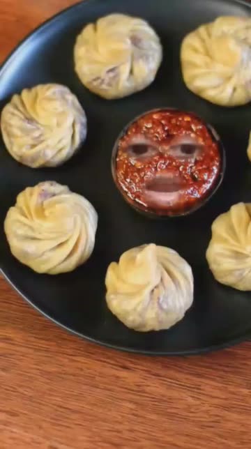 Preview for a Spotlight video that uses the momos Lens
