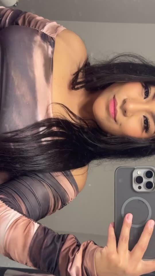 Liz 💋 (@htxliz98) | Snapchat Stories, Spotlight & Lenses