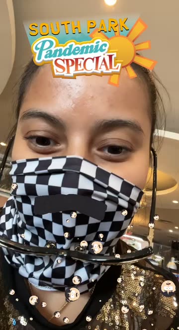 Preview for a Spotlight video that uses the Randys Mustache Lens