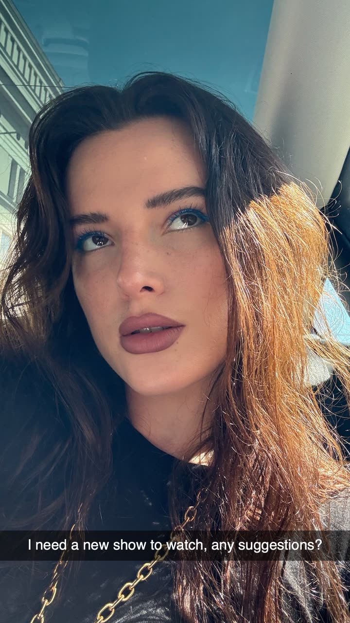 محتوى سناب شات لـ Bella Thorne