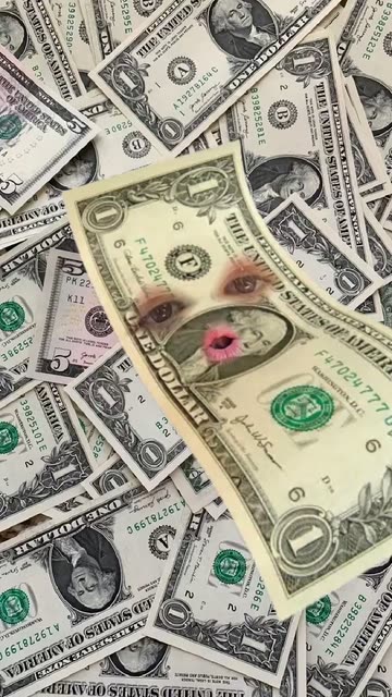 Preview for a Spotlight video that uses the Dollar Lens