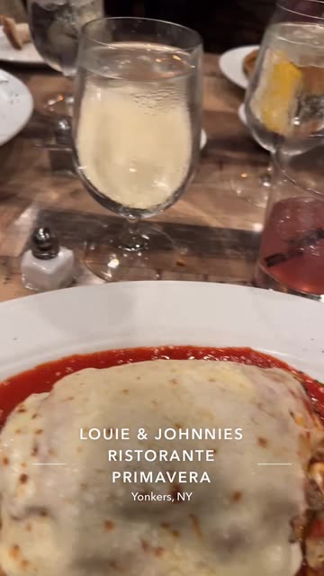 Louie & Johnnie's