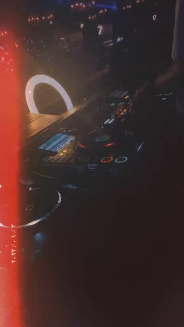 Preview for a Spotlight video that uses the sunrise Lens
