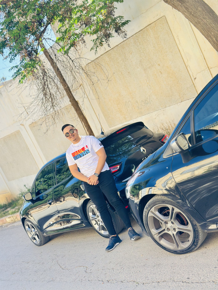 محتوى سناب شات لـ MOKHTAR🇩🇿🦁