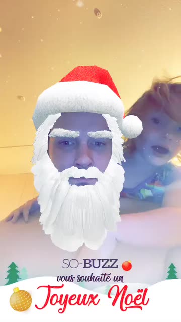 Preview for a Spotlight video that uses the Christmas Lens