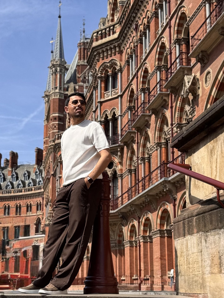 محتوى سناب شات لـ المحامي سيف السعدون 🇬🇧🇮🇶