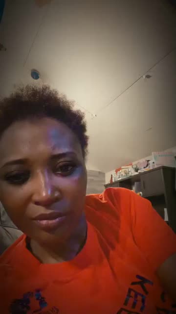Preview for a Spotlight video that uses the Pretty Me Lens