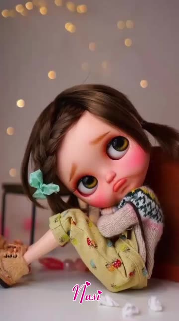 Preview for a Spotlight video that uses the Sad Cute Girls Lens