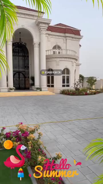 Preview for a Spotlight video that uses the swimming pool Lens