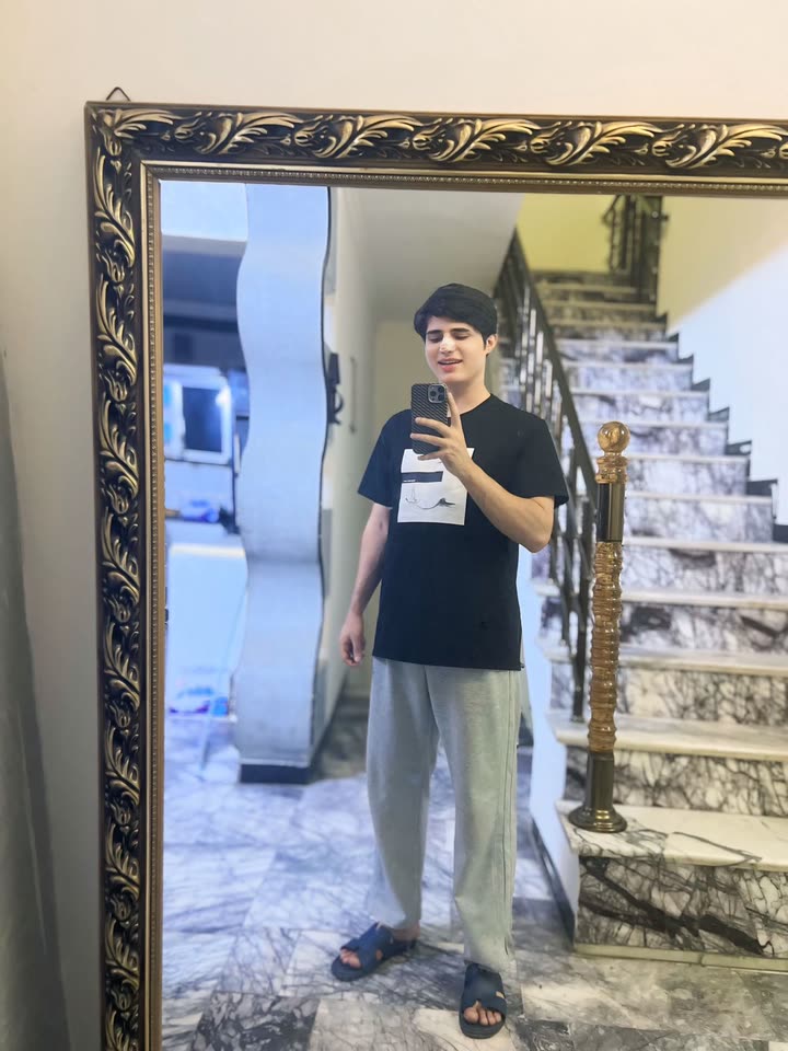 محتوى سناب شات لـ منتظر