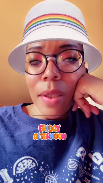 Preview for a Spotlight video that uses the Summer bucket hat Lens