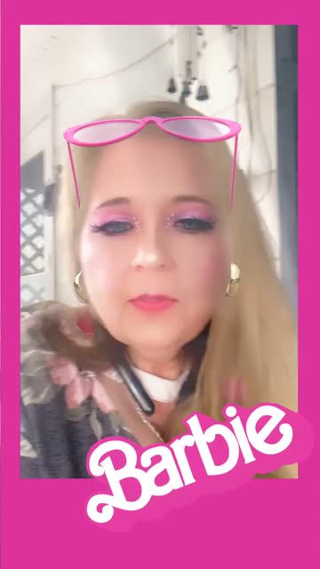 Preview for a Spotlight video that uses the Barbie Box Lens