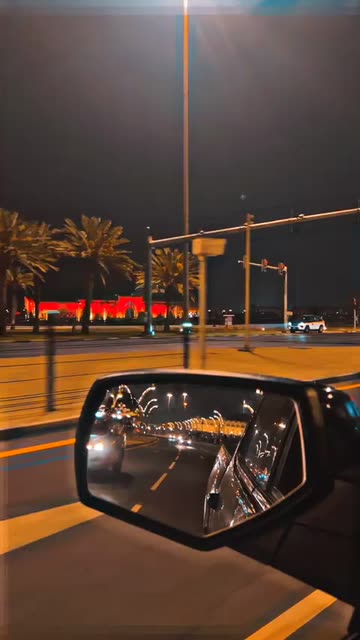 Preview for a Spotlight video that uses the DUBAI CITY Lens