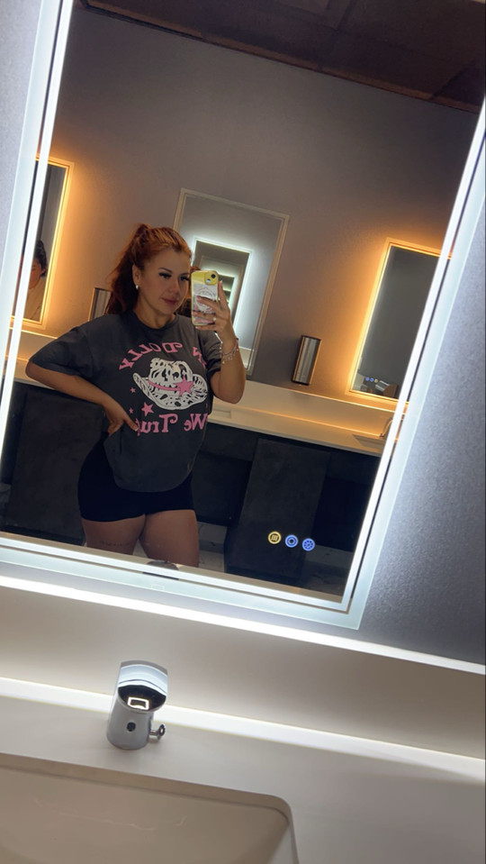 lizzyshort1718
