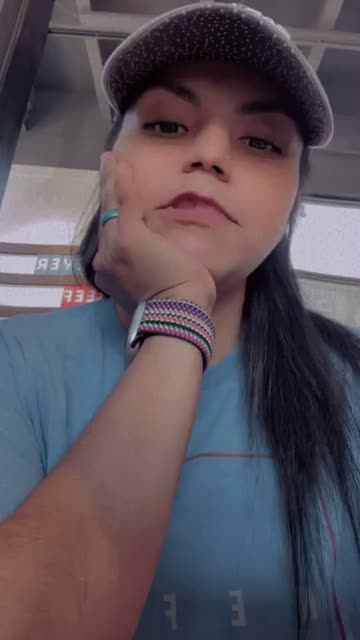 Preview for a Spotlight video that uses the Grain Airy Lens
