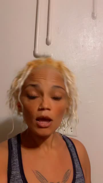 Preview for a Spotlight video that uses the Karen darline Lens