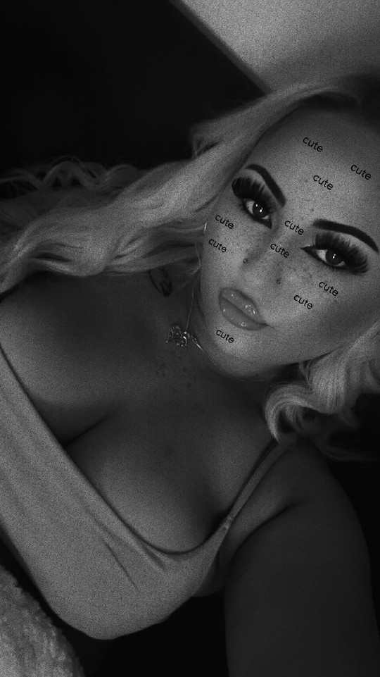 madi_musk25
