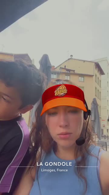 Preview for a Spotlight video that uses the Pet Pizza Worker Lens