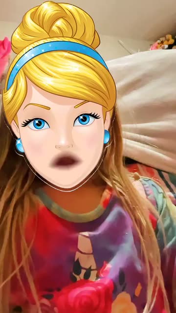 Preview for a Spotlight video that uses the Cinderella Talk Lens