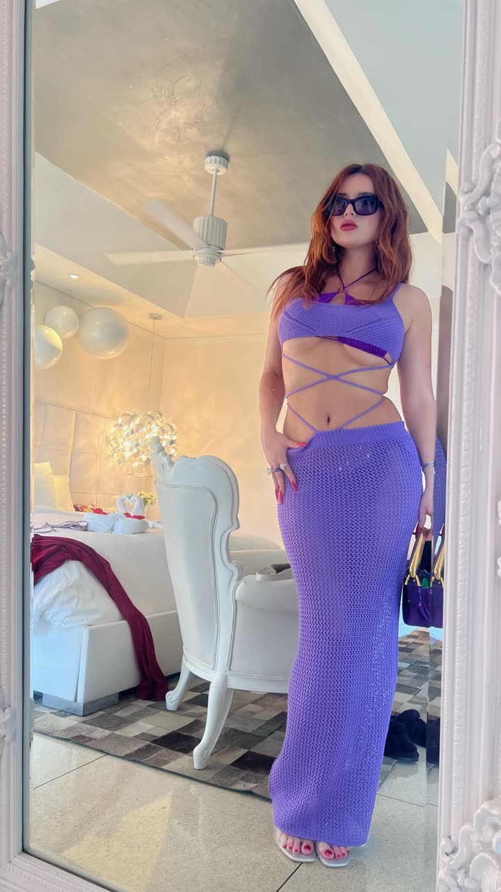 محتوى سناب شات لـ Bella Thorne