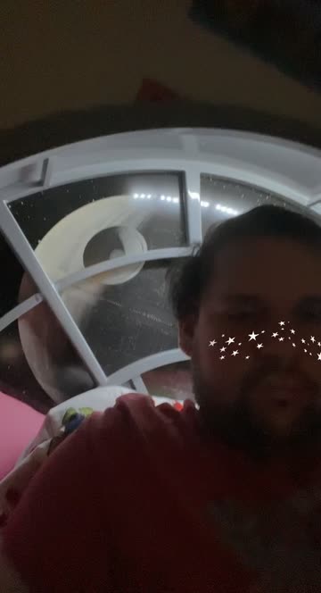 Preview for a Spotlight video that uses the White Stars Blush Lens