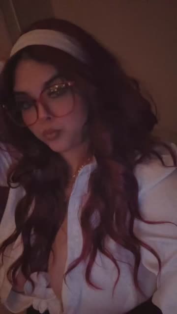 kissesbyjari