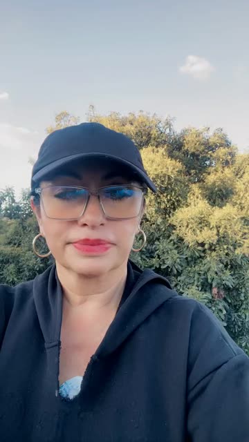 Preview for a Spotlight video that uses the Cute Looks Lens