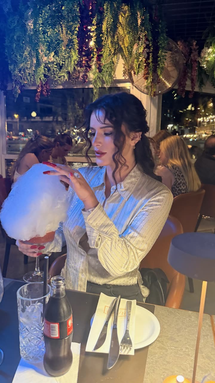 محتوى سناب شات لـ Bella Thorne