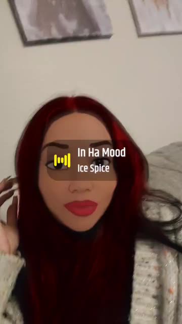 Preview for a Spotlight video that uses the Cartoon Mermaid Lens