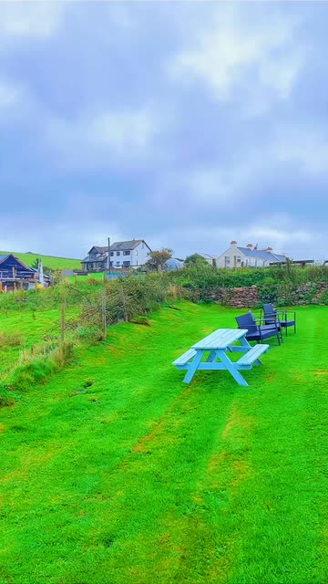 Preview for a Spotlight video that uses the view CAmeL HDR Lens