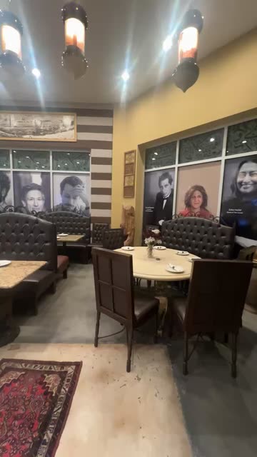 Chino Cafe Riyadh Location件のビデオ