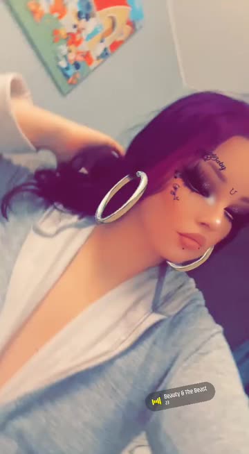 Preview for a Spotlight video that uses the IMVU Cutie Lens