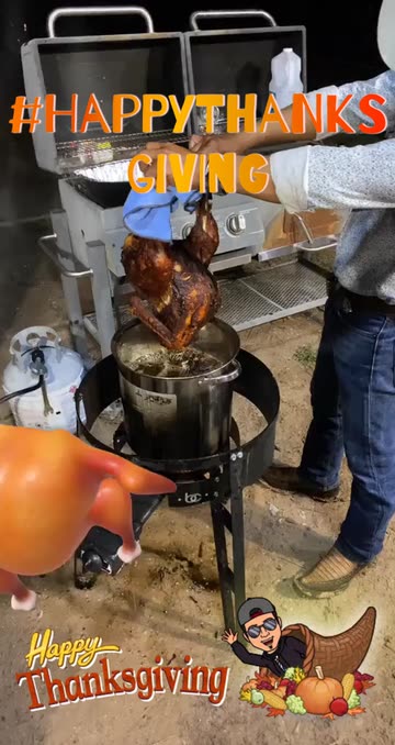 Preview for a Spotlight video that uses the Thanksgiving Turkey  Lens