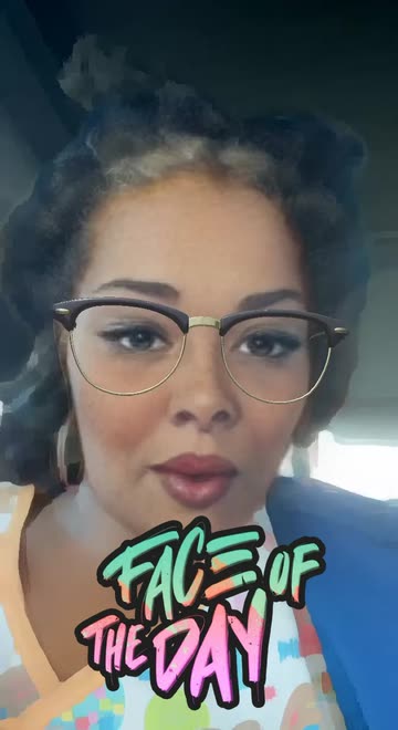 Preview for a Spotlight video that uses the Vintage Glasses Lens