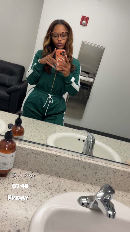 juscallmequeenb