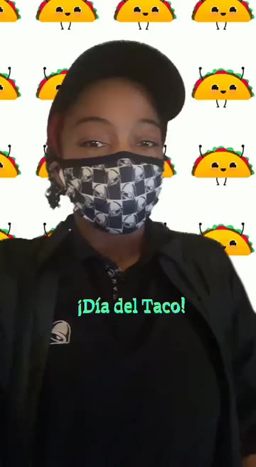Preview for a Spotlight video that uses the Raining Tacos Lens