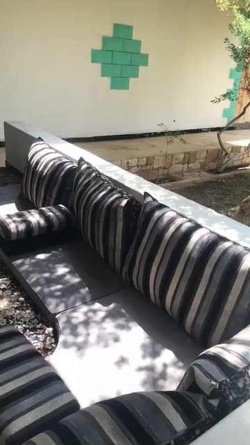 Preview for a Spotlight video that uses the Smile Face Lens