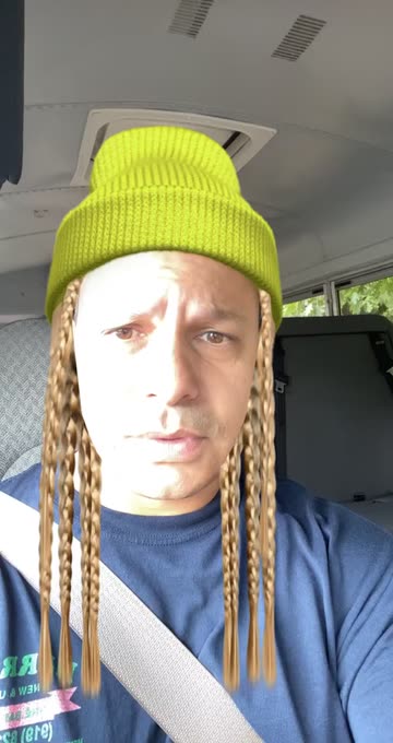 Preview for a Spotlight video that uses the Cute Braids Lens
