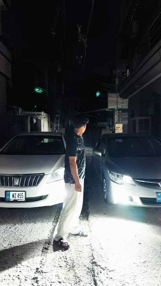 wajahat_q01