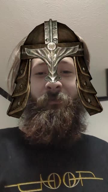 Preview for a Spotlight video that uses the Skyrim Helmet Lens