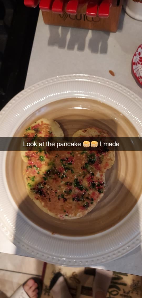 Caidenk.(caiden_sheesh) เรื่องราว Snapchat ตลอดจน Spotlight และเลนส์