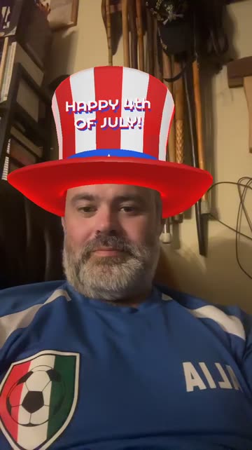 Preview for a Spotlight video that uses the Fourth of July Hat Lens