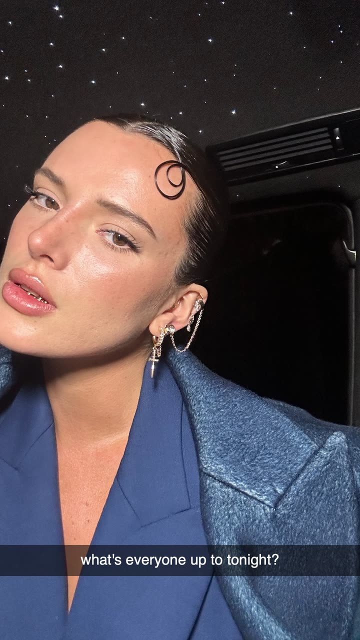 محتوى سناب شات لـ Bella Thorne