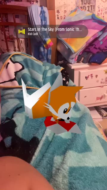 Preview for a Spotlight video that uses the Tails Lens