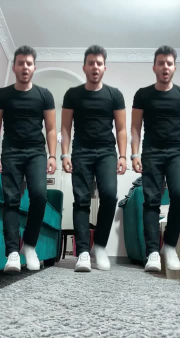Preview for a Spotlight video that uses the Clone Yourself Lens