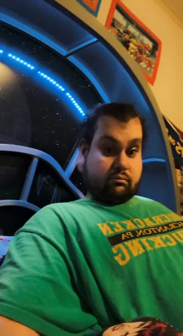 Preview for a Spotlight video that uses the Funny Face 2 Lens