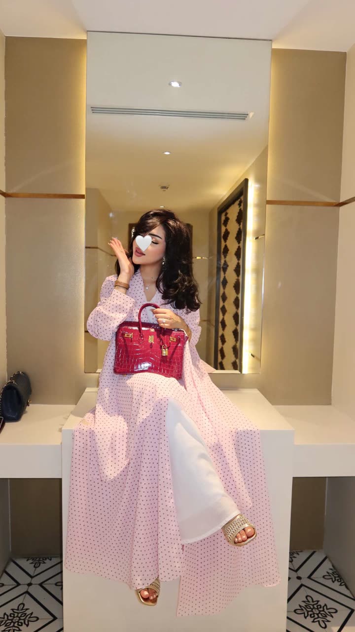 محتوى سناب شات لـ ام قمّر🍒.