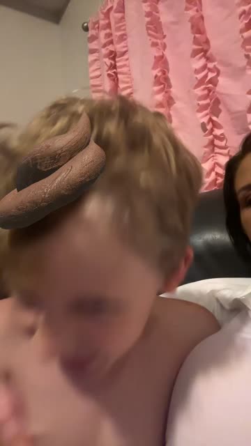 Preview for a Spotlight video that uses the Funny Poop Lens