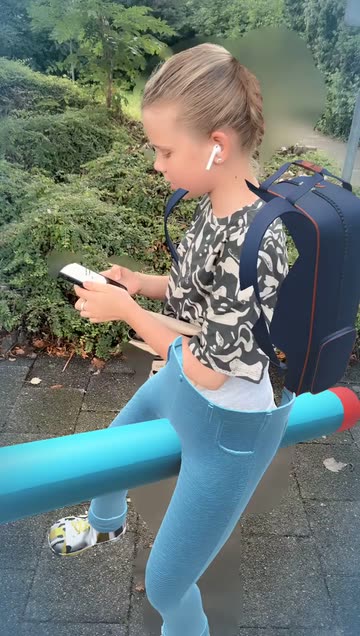 Preview for a Spotlight video that uses the Ride to School Lens